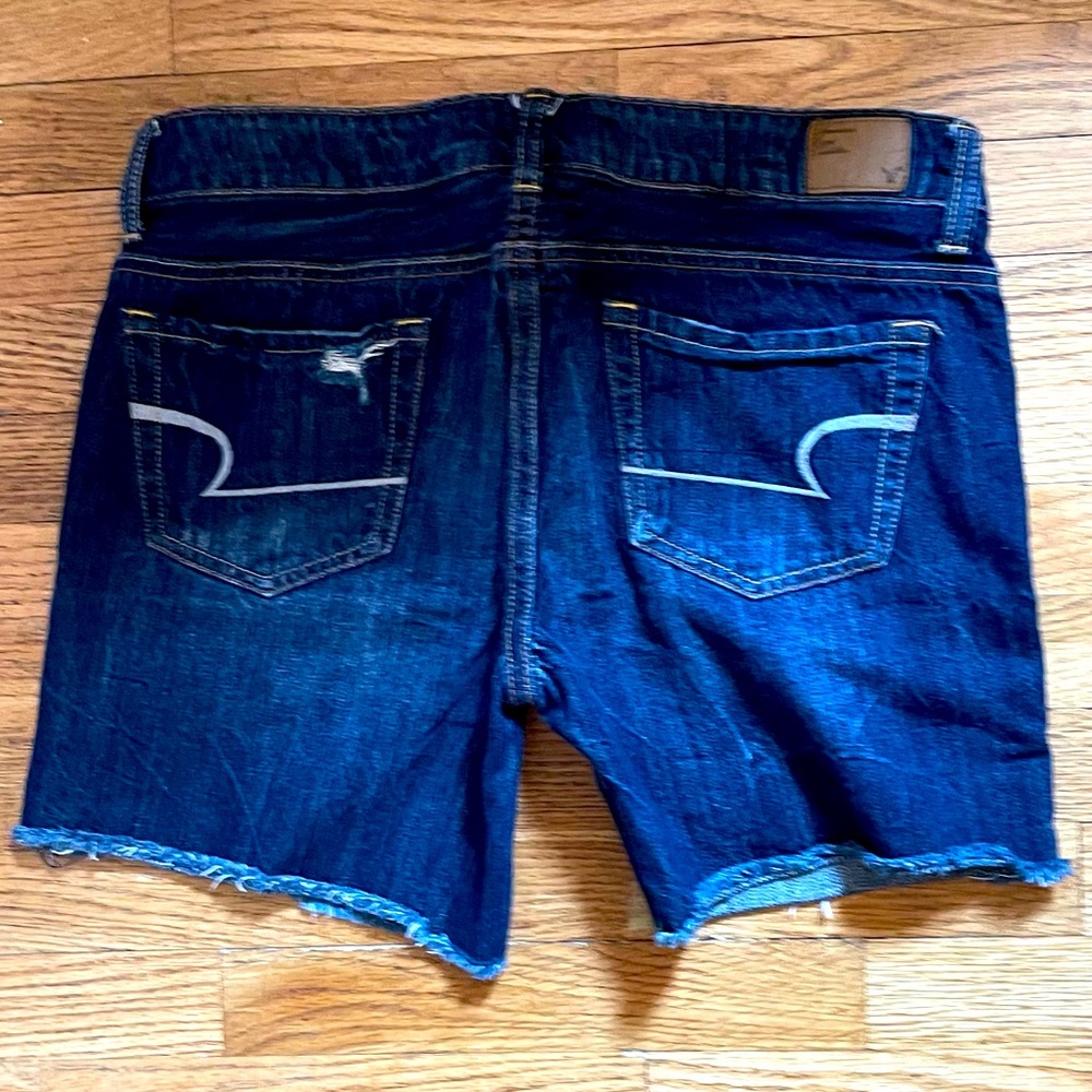 Size 2 American eagle denim shorts.